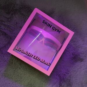Skin Gym Pink LED Skincare Mask